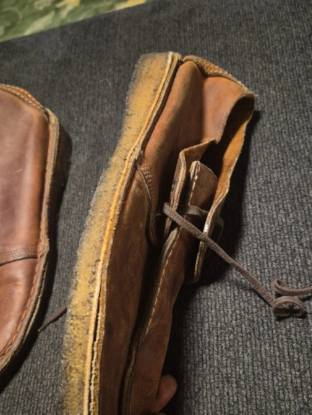 Clarks Men's Brown Leather Chukka Boots
